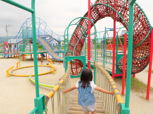 岐阜県のおすすめの公園　大野町　ふれ愛公園　遊具や設備の写真　